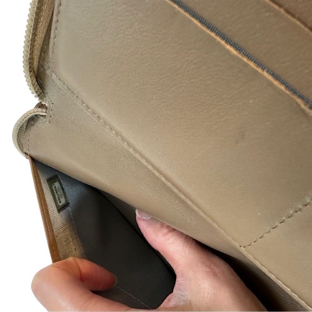Chanel large wallet - Picture 3 of 14